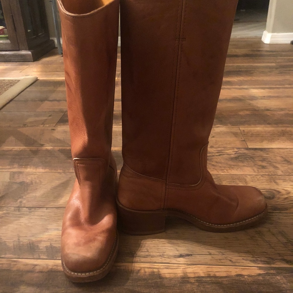 Frye Women's Campus 14L